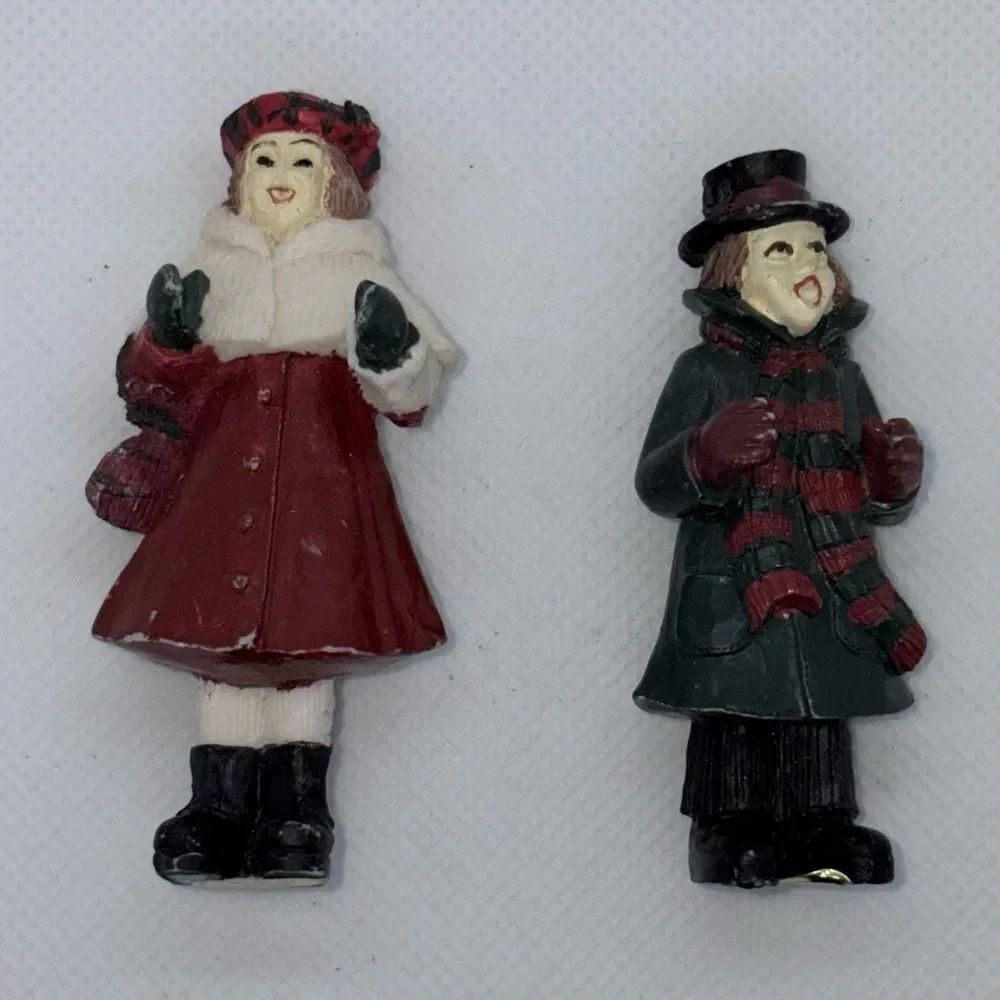 Vintage Lemax Victorian style Holiday Carolers Figurine Set of 4 - Picture 10 of 12